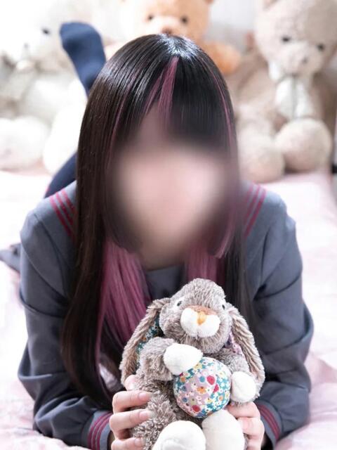 くるみ 新宿・本格コスプレ素人アイドル学園イメクラ「新入生」（デリヘル）