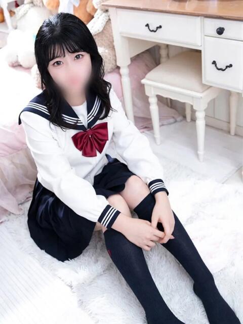 かなみ 新宿・本格コスプレ素人アイドル学園イメクラ「新入生」（デリヘル）