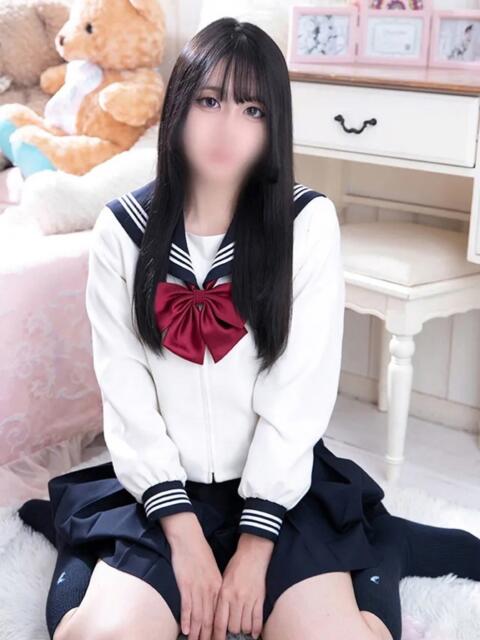 にこ 新宿・本格コスプレ素人アイドル学園イメクラ「新入生」（デリヘル）