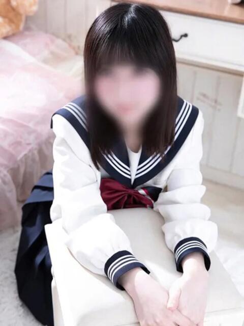 ねる 新宿・本格コスプレ素人アイドル学園イメクラ「新入生」（デリヘル）