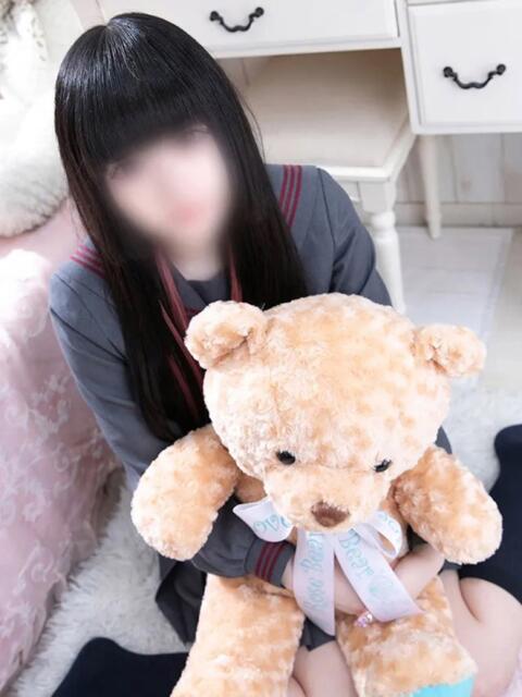 りあ 新宿・本格コスプレ素人アイドル学園イメクラ「新入生」（デリヘル）