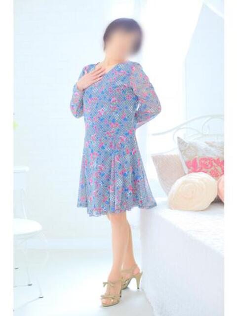 尽くす女たえ 嗚呼、四十五歳以上（熟女デリヘル）