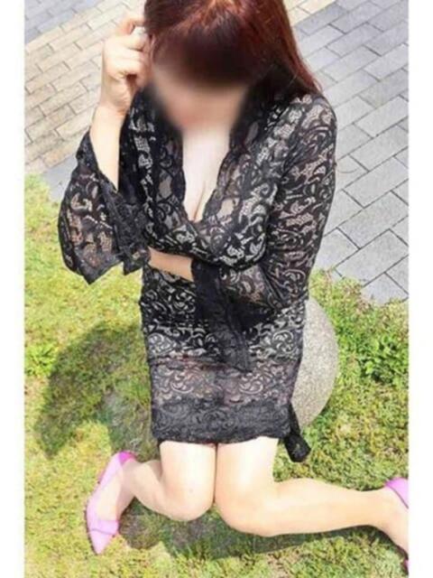 さき 逢って30秒で即尺（人妻・熟女待ち合わせデリヘル）