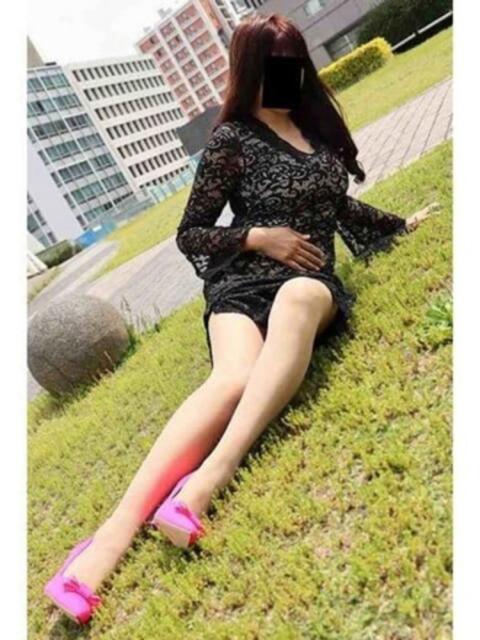 さき 逢って30秒で即尺（人妻・熟女待ち合わせデリヘル）