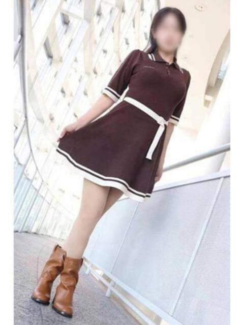 なみ 逢って30秒で即尺（人妻・熟女待ち合わせデリヘル）