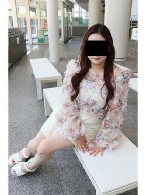 みお 逢って30秒で即尺（人妻・熟女待ち合わせデリヘル）