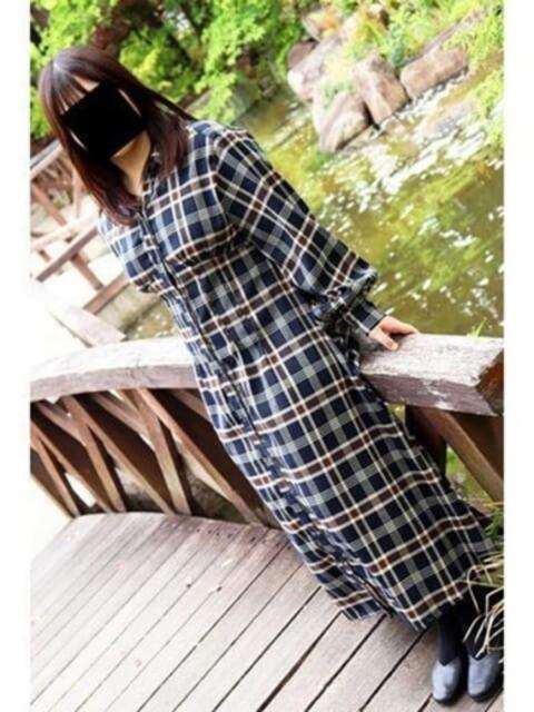 なぎ 逢って30秒で即尺（人妻・熟女待ち合わせデリヘル）