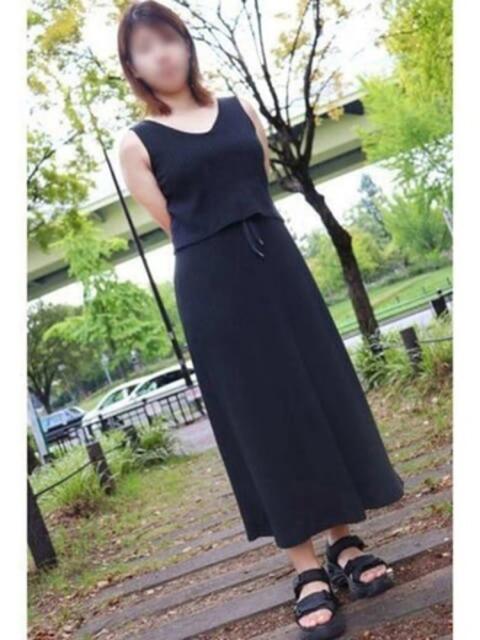 ひな 逢って30秒で即尺（人妻・熟女待ち合わせデリヘル）