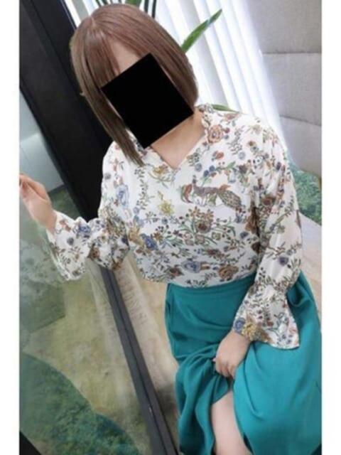 しほ 逢って30秒で即尺（人妻・熟女待ち合わせデリヘル）