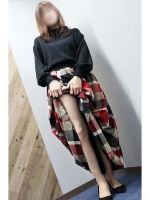 あき 逢って30秒で即尺（人妻・熟女待ち合わせデリヘル）