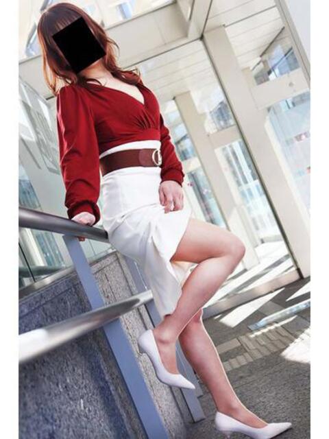 ゆい 逢って30秒で即尺（人妻・熟女待ち合わせデリヘル）