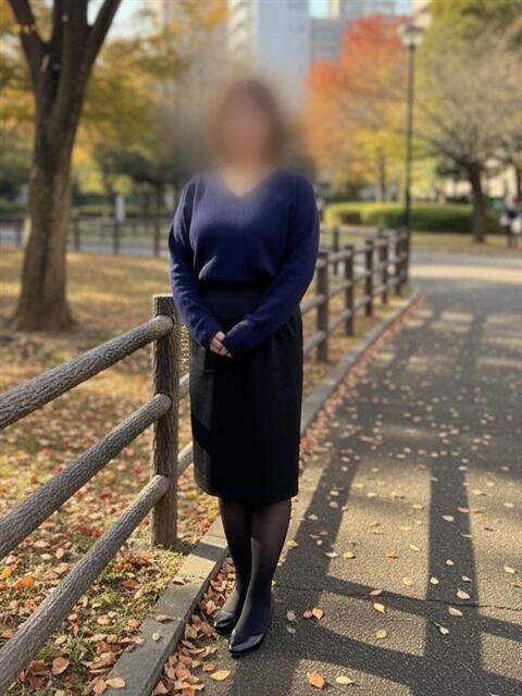 一ノ瀬　静香 熟女パラダイス池袋店(カサブランカグループ)（人妻熟女デリへル）