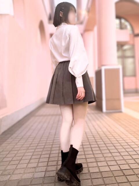 みく かりんと赤坂（派遣型オナクラ）