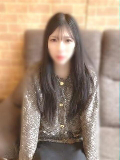 内山　ななみ みんなのデリヘル（デリヘル）