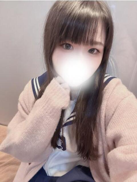 悩殺エロボディ美女ひよりちゃん ロイヤル　アテンダー（デリヘル）