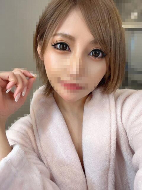みお クラブ バレンタイン大阪（素人美女専門デリヘル）