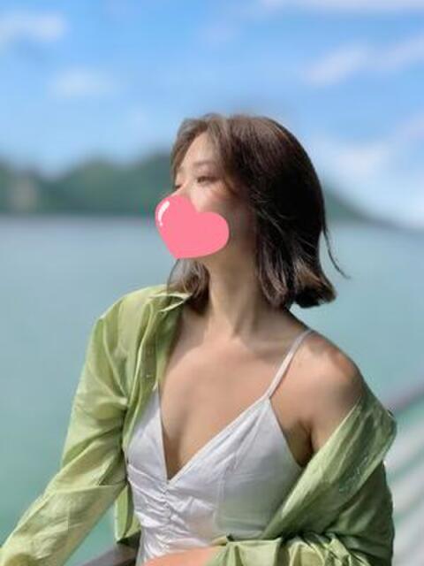 ゆきな パジャマでおじゃま（アジアンデリヘル）