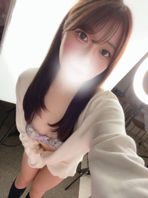 ☆ひより☆ ◆プラウディア◆AAA級素人娘在籍店（デリヘル）