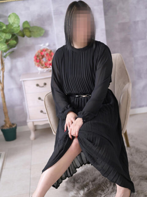 つぐみ 奥様の実話 なんば店（人妻ホテヘル）