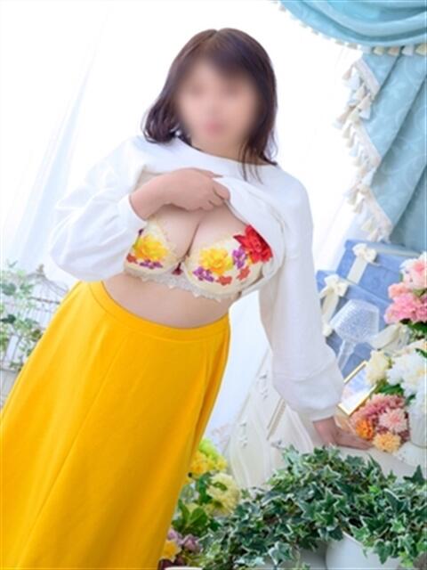 みゆき【京橋店】 ギン妻パラダイス梅田店（人妻ホテヘル＆デリヘル）