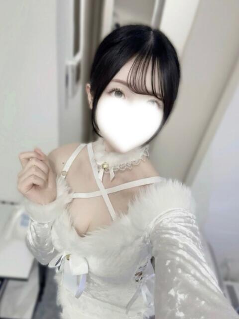 真白まこと Angeaile～アンジュエール（【非風俗】メンズエステ）