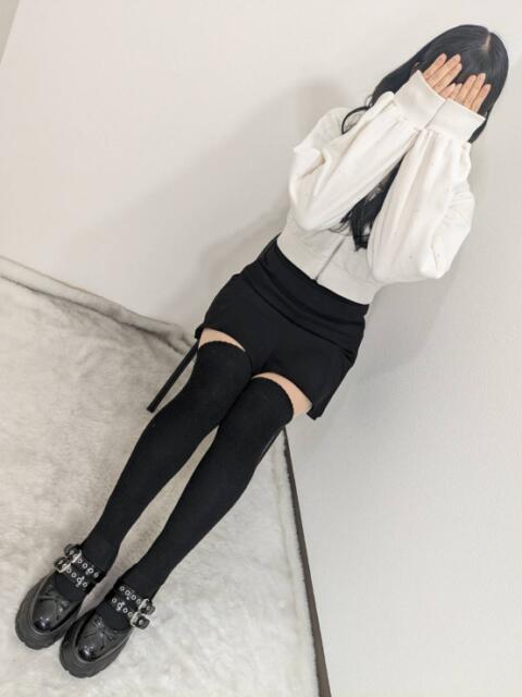 りな 池袋しろパラ（ホテヘル（手コキ・オナクラ））