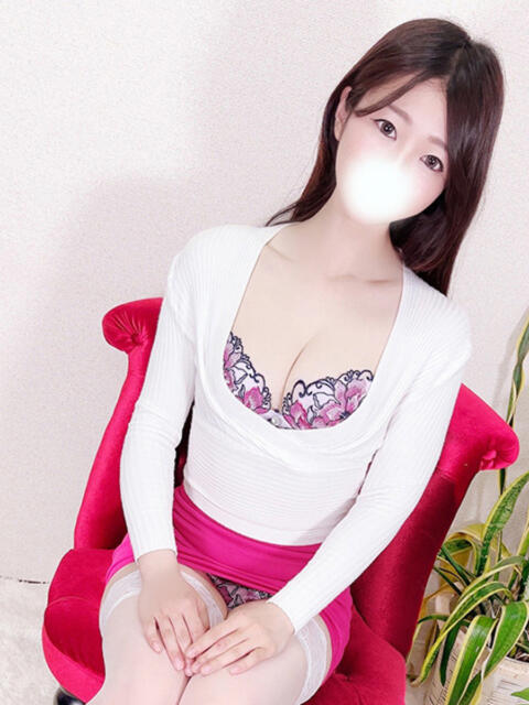 持田せりか 大人のエッチなエステ（派遣型エステ）