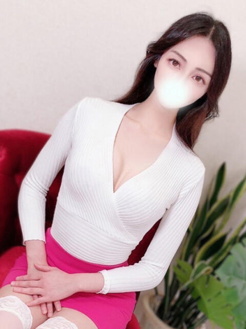 日向なつ 大人のエッチなエステ（派遣型エステ）