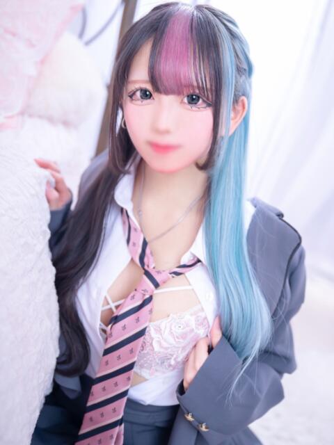 りら E+アイドルスクール新宿・歌舞伎町店（デリヘル）