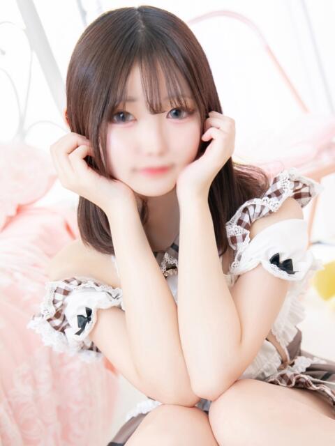 めろ E+アイドルスクール池袋店（デリヘル）