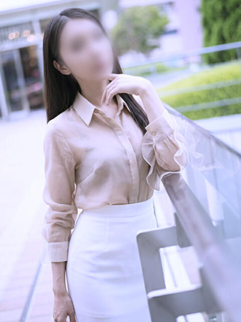 涼花 ミセスラウンジ東京（人妻系デリヘル）