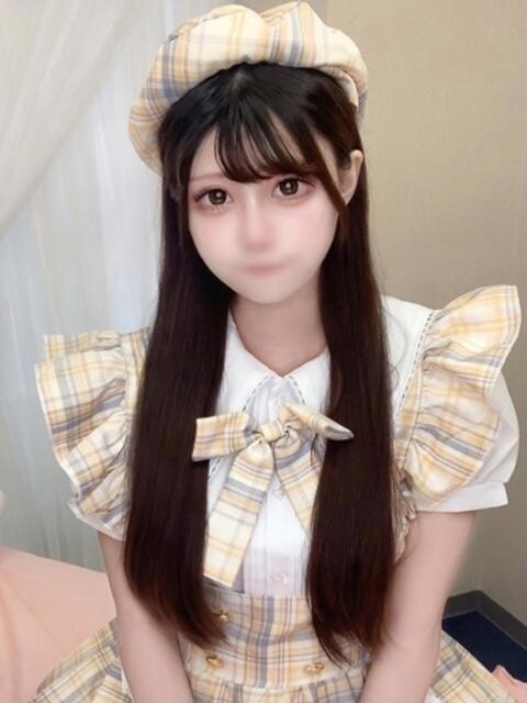 ここな E+アイドルスクール　大阪・日本橋店（デリヘル）