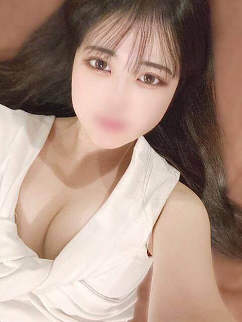 愛海（あみ） 人妻の蜜（人妻系デリヘル）