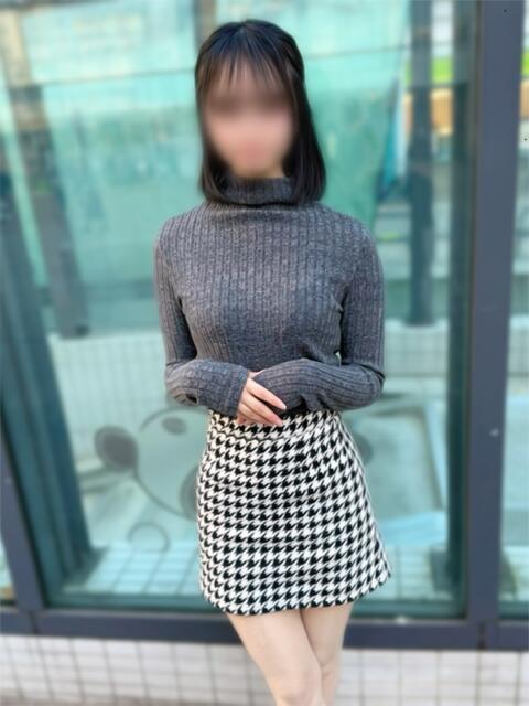 くるみ かりんと赤坂（派遣型オナクラ）