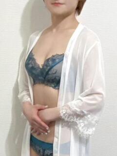 らら ぷるるんマダム 難波店（難波/ホテヘル）