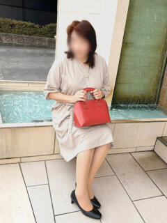 ひとみ 完熟ばなな梅田（梅田/デリヘル）