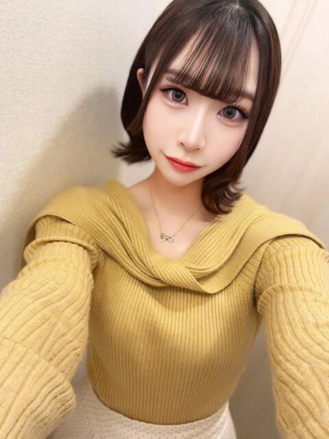 にじ Gossip girl（デリヘル）