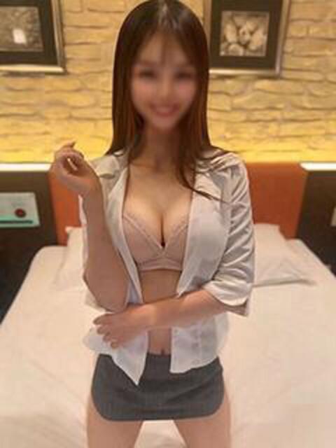 もも体験入店 フェアリードール（デリヘル）