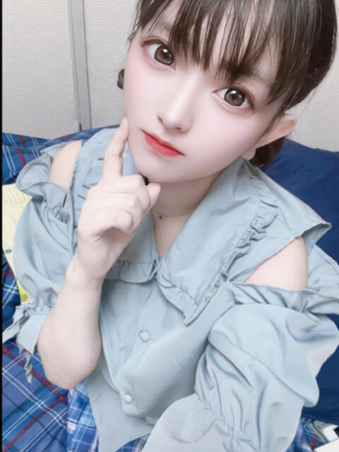 成瀬　心愛【プレミア嬢】 しらゆき姫　必ず見つかる！貴方のお姫様（ソープランド）