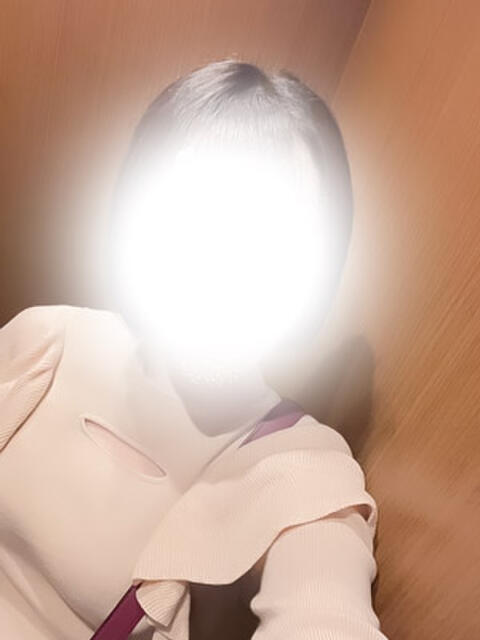 つき 奥様メモリアル（デリヘル）