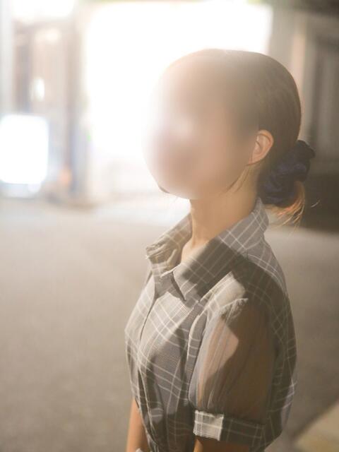 広瀬くるみ ピアニッシモ（オナクラ）