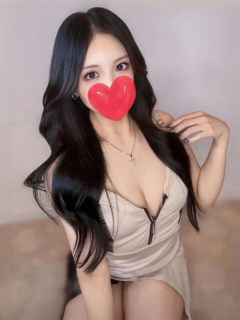 早瀬ひろか ELTERAS TOKYO - エルテラス -（【非風俗】メンズエステ）