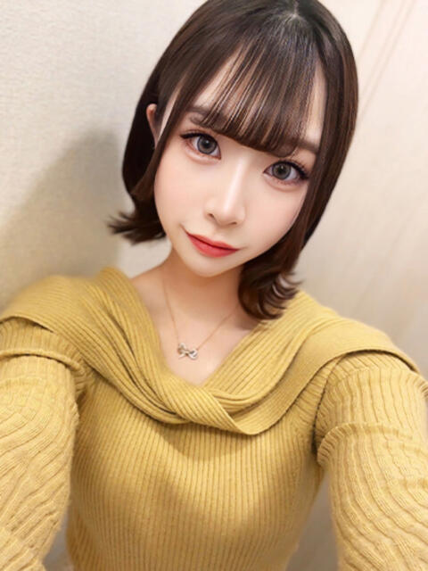 にじ Gossip girl（デリヘル）