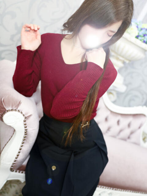 あみな 横浜人妻花壇本店（人妻デリヘル）