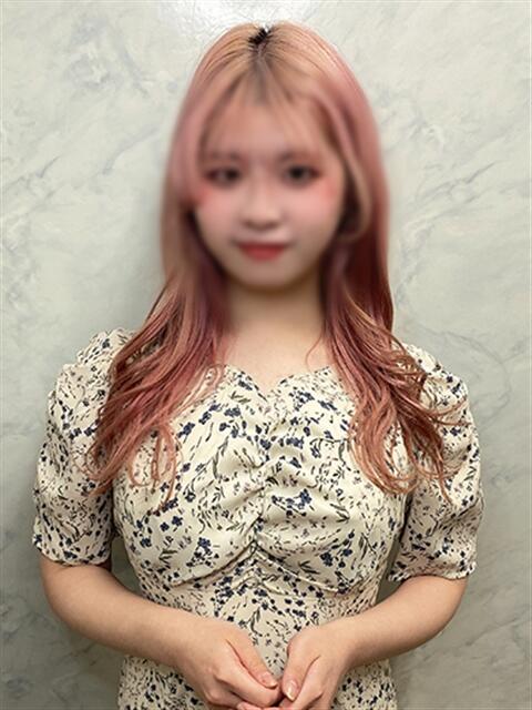 りこ 渋谷くいーんず（素人専門ホテヘル＆デリヘル）