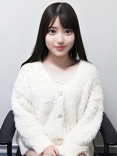 ほのか★クラスのマドンナ的存在★ ハイクラスド素人倶楽部（デリヘル）