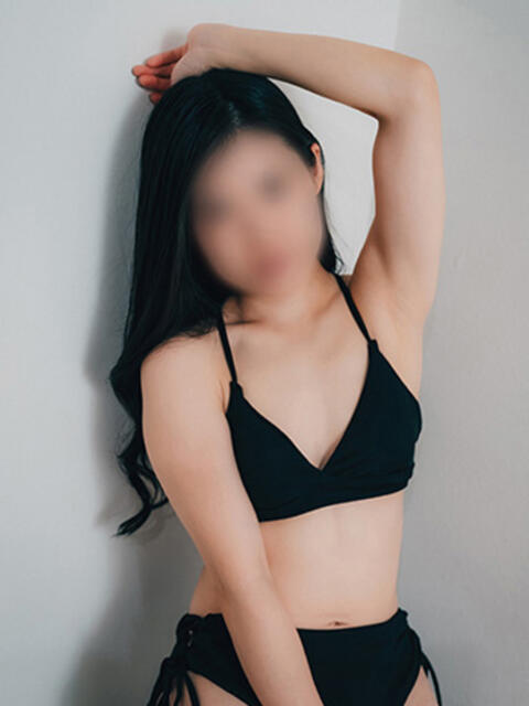 しの 梅田ゴールデン倶楽部（店舗型痴女ヘルス）