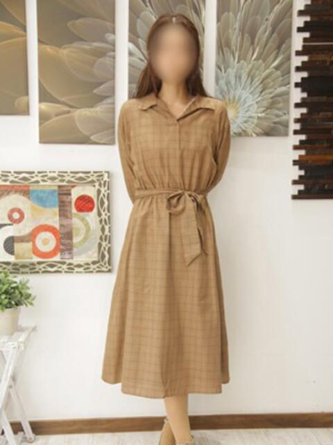 ゆか 奥様電車（駅待ち合わせ型デリヘル）