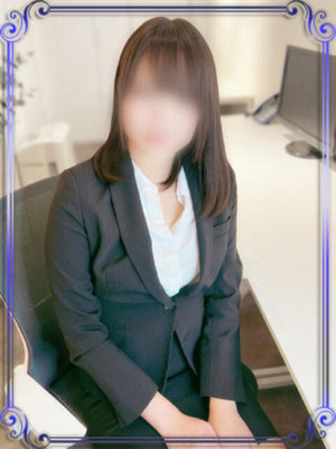 西園寺なな e女商事 池袋店（ホテヘル＆デリヘル）