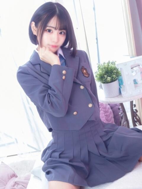 ゆうな E+アイドルスクール新宿・歌舞伎町店（デリヘル）